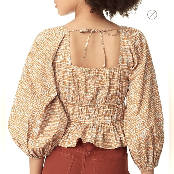 NEW SAM EDELMAN- Peplum Top with Square Neck - Picture 2 of 5